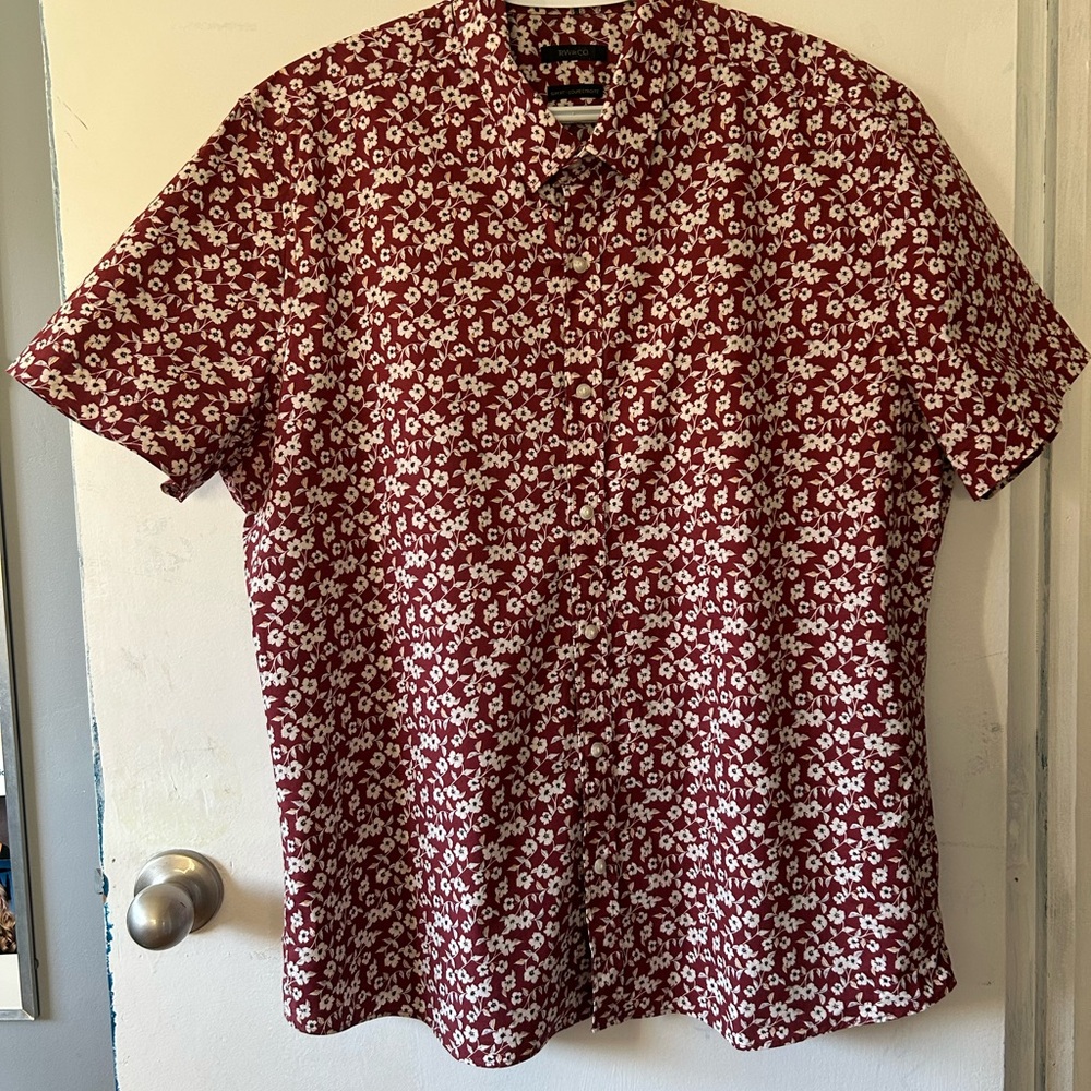 RW&CO. Burgundy Floral Button Down Shirt